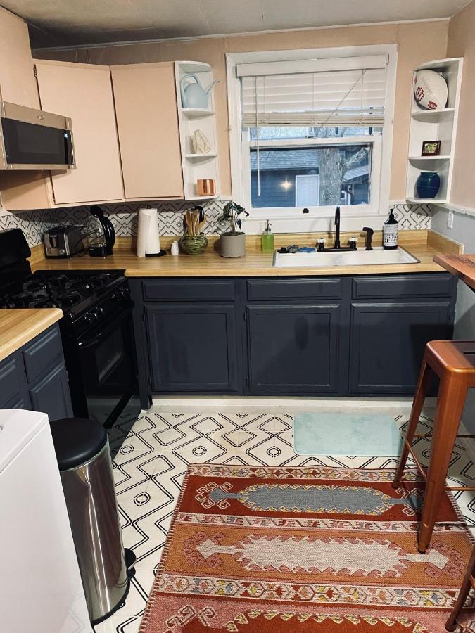 Boho-Chic Travel Pad - Unit 2 Apartment Bloomington Exterior foto